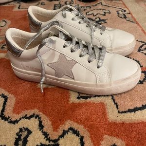 Vintage Havana Sneakers